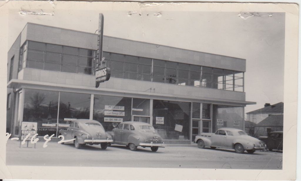 drugstore1300s1700e (2)